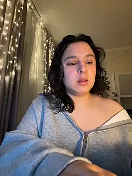 suzymeow online show from June 21, 2026, 9:28 pm