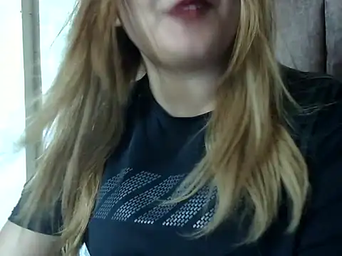 Sexyy Sana online show from June 30, 2026, 7:20 am