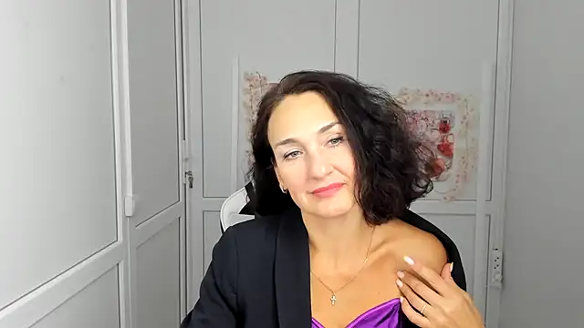 Snapshot of OliviaKateee chatting on July 21, 2026, 12:18 pm OliviaKateee online show from July 21, 2026, 12:18 pm