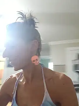 lil jiggly online show from August 4, 2026, 10:56 pm