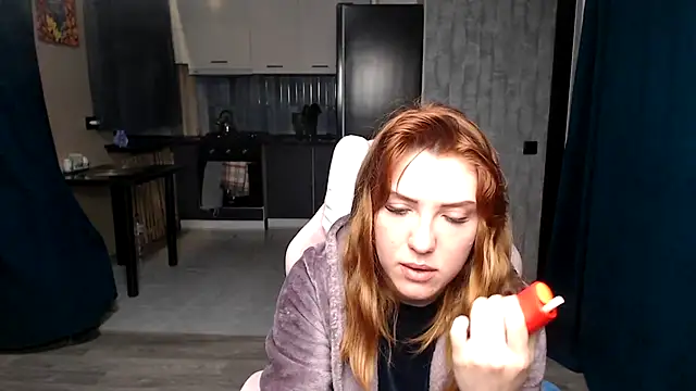 Reginasmilee online show from October 19, 2025, 11:27 pm