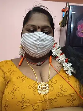 yalini1431 online show from August 9, 2026, 7:19 pm