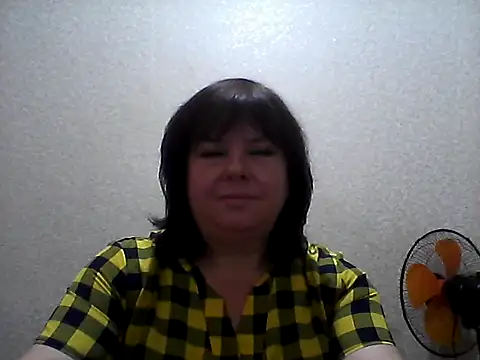HannahAna39 online show from July 12, 2026, 5:20 am