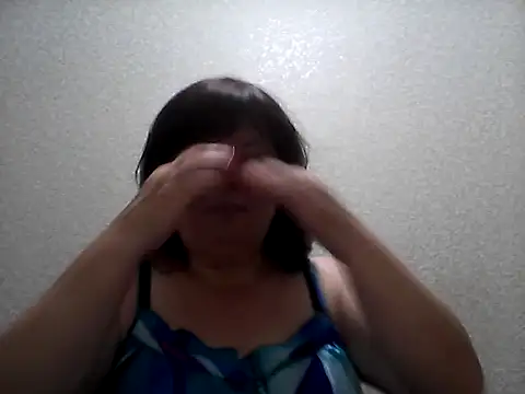 HannahAna39 online show from July 13, 2026, 10:07 am