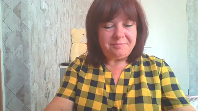 HannahAna39 online show from August 5, 2026, 5:21 am