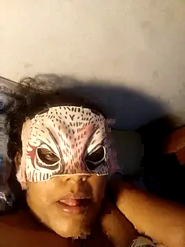wildtulip0 online show from July 9, 2026, 3:49 pm