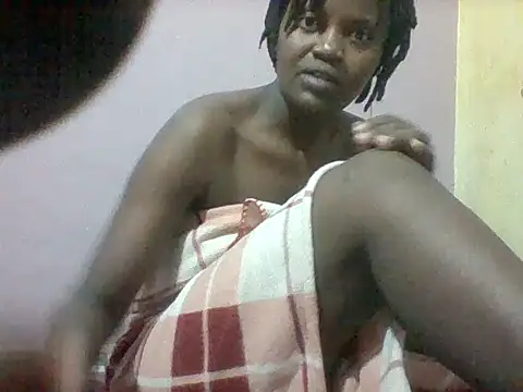 Snapshot of mislover chatting on July 14, 2026, 6:35 pm mislover online show from July 14, 2026, 6:35 pm