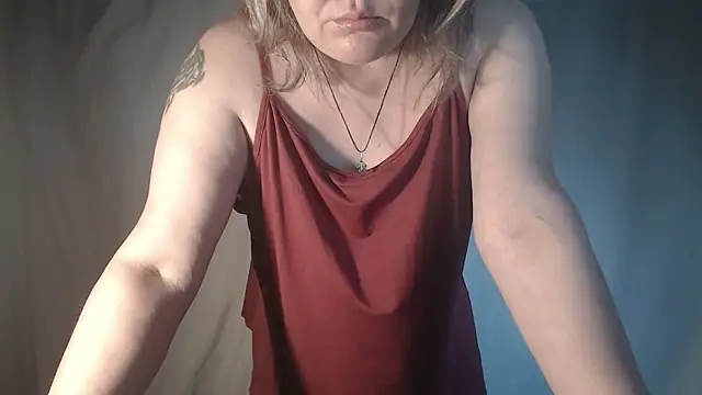 sexynipl online show from June 29, 2026, 3:34 pm