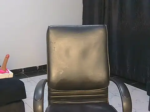 Mysteriousgirrll online show from June 26, 2026, 2:16 am
