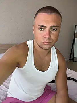 JualinLoqa online show from July 6, 2026, 4:42 pm