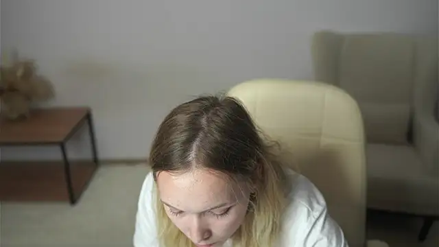 OraliaRokusek online show from July 6, 2026, 1:41 pm