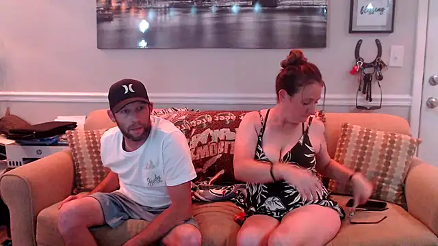 Snapshot of Playful_Pair0924 chatting on July 13, 2026, 11:51 pm Playful Pair0924 online show from July 13, 2026, 11:51 pm