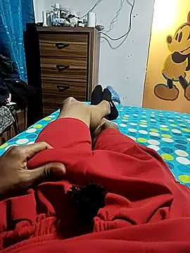 Hung Cubanxxx online show from July 31, 2026, 9:47 pm