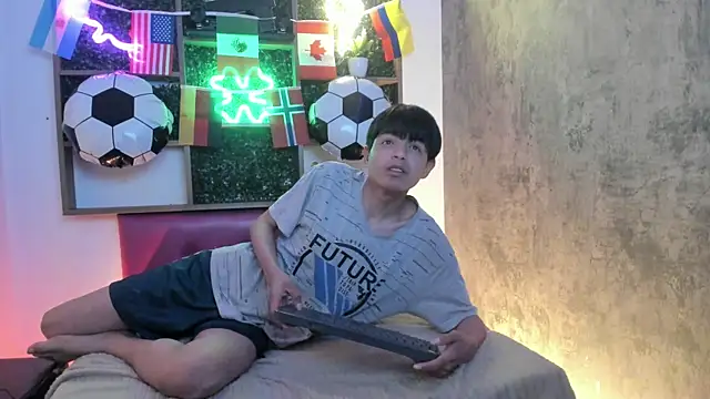 Alex it0  online show from July 7, 2026, 1:15 pm