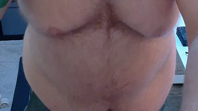 Snapshot of TheBearWalker chatting on July 2, 2026, 3:06 am TheBearWalker online show from July 2, 2026, 3:06 am