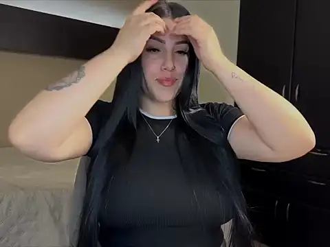 itsLucia  online show from July 16, 2026, 1:00 am