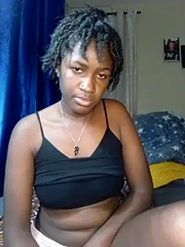 Snapshot of boobqueen15 chatting on July 4, 2026, 10:16 pm boobqueen15 online show from July 4, 2026, 10:16 pm