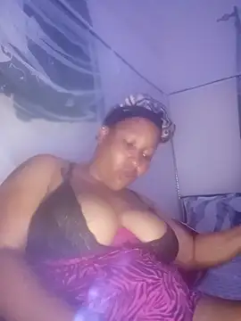 hornymelanin online show from July 13, 2026, 9:06 pm
