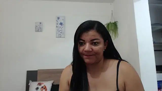 Snapshot of poppymagic chatting on July 3, 2026, 4:08 am poppymagic online show from July 3, 2026, 4:08 am