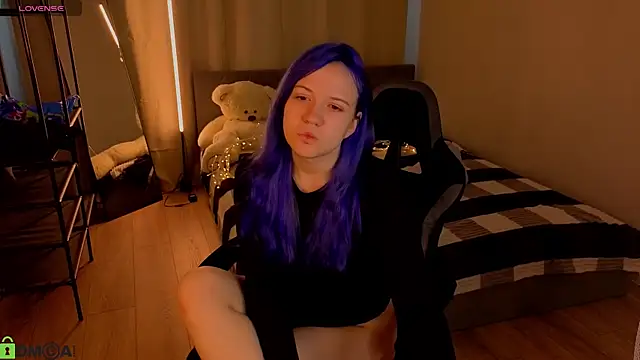 LinaSpark online show from July 24, 2026, 5:27 am