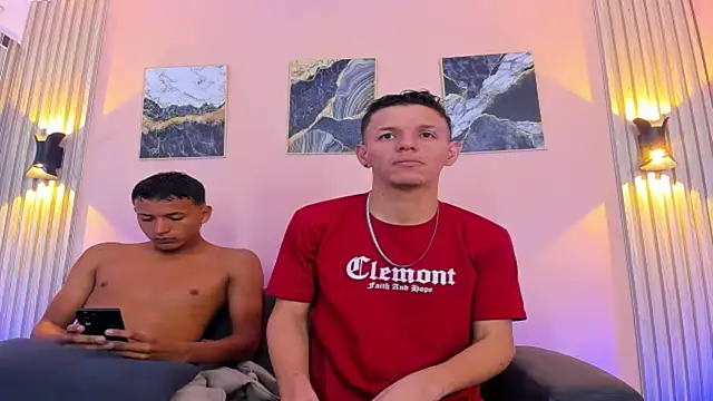 IronBoys Hot online show from July 4, 2026, 8:26 pm