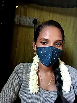 Snapshot of Tamil_Soloqueen_001 chatting on July 11, 2026, 8:50 am Tamil Soloqueen 001 online show from July 11, 2026, 8:50 am