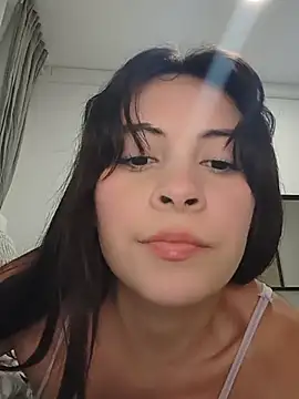 Snapshot of Emma_falls__ chatting on July 20, 2026, 6:54 pm Emma falls online show from July 20, 2026, 6:54 pm