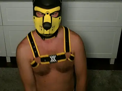 WildyLynx online show from July 12, 2026, 11:40 pm