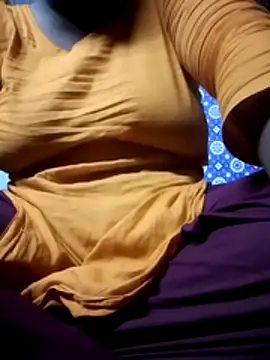 Snapshot of Rani_Ane chatting on July 21, 2026, 3:25 pm Rani Ane online show from July 21, 2026, 3:25 pm