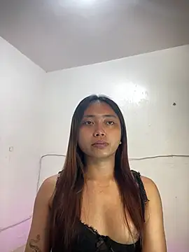 urslutgian online show from July 17, 2026, 6:57 pm