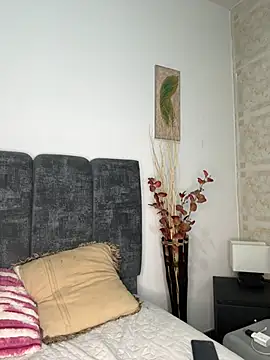 pablo veelez online show from July 14, 2026, 5:23 am