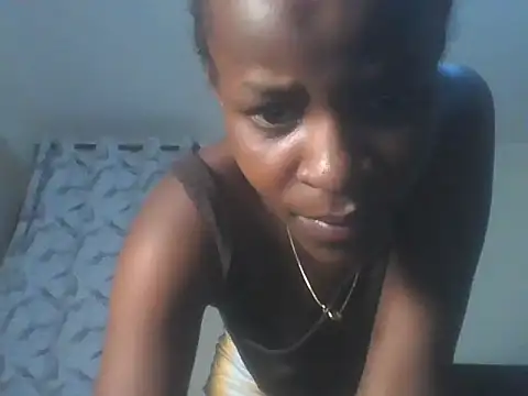 Snapshot of ebony_zuri chatting on July 9, 2026, 7:40 pm ebony zuri online show from July 9, 2026, 7:40 pm