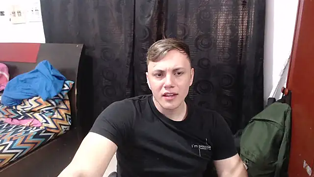 Snapshot of kike_energy chatting on March 25, 2026, 10:16 pm kike energy online show from March 25, 2026, 10:16 pm