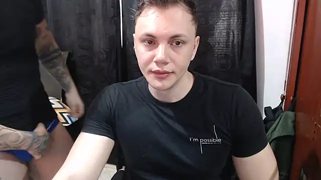 Snapshot of kike_energy chatting on April 8, 2026, 9:59 pm kike energy online show from April 8, 2026, 9:59 pm