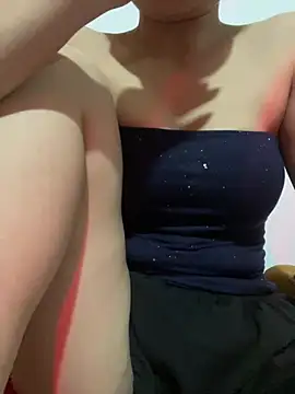 Girl-candy8386 online show from July 14, 2026, 3:07 pm