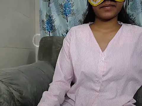 HotyAnnu90 online show from July 15, 2026, 3:17 pm