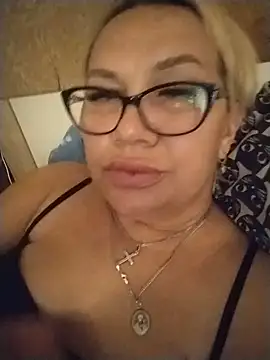 Milena7711 online show from July 12, 2026, 7:49 pm
