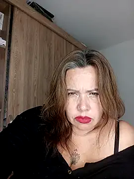Snapshot of DulceAnahi_ chatting on July 12, 2026, 10:23 pm DulceAnahi online show from July 12, 2026, 10:23 pm
