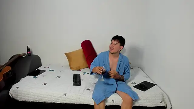 katrinaysanti online show from August 6, 2026, 4:58 am
