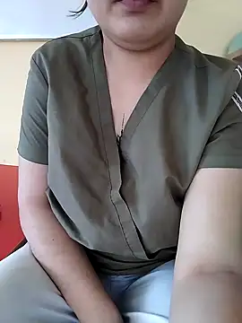 FlowerKush online show from July 13, 2026, 6:05 am