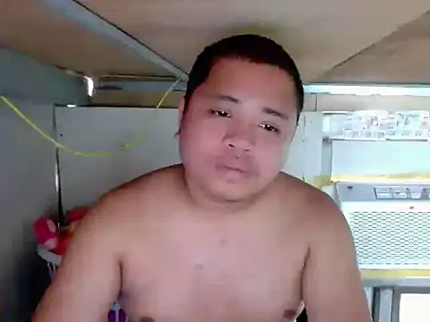 Snapshot of UnisexForYou chatting on July 15, 2026, 5:23 am UnisexForYou online show from July 15, 2026, 5:23 am