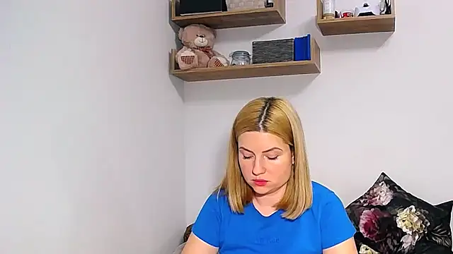 alisenties online show from November 12, 2025, 3:34 pm