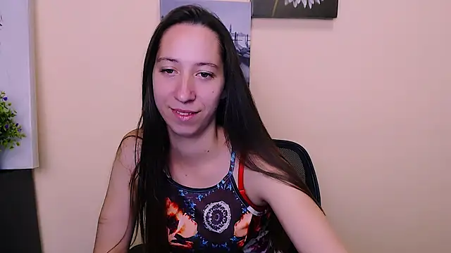 Snapshot of _Astraia_ chatting on July 13, 2026, 7:55 am Astraia online show from July 13, 2026, 7:55 am