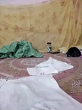 Snapshot of krvinay39 chatting on April 8, 2026, 6:35 am krvinay39 online show from April 8, 2026, 6:35 am