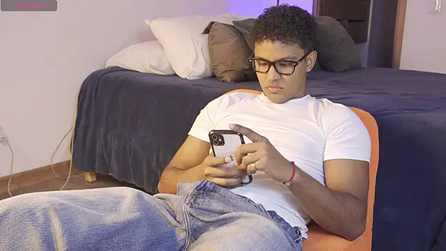 imlildante online show from July 17, 2026, 10:33 am