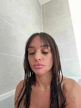 Sofiabellex online show from August 2, 2026, 1:31 pm