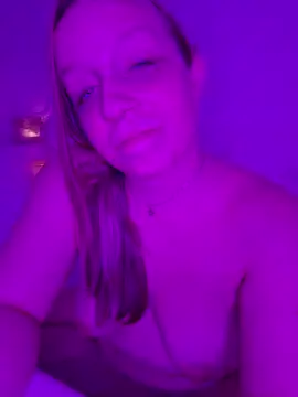 XxMs StarzxX online show from August 4, 2026, 12:58 am