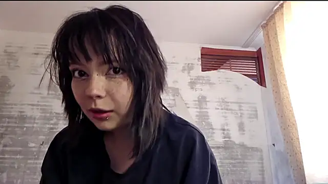 YunLettinga online show from July 30, 2026, 10:36 am