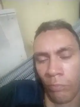 DavidAbril18 online show from July 17, 2026, 10:11 am