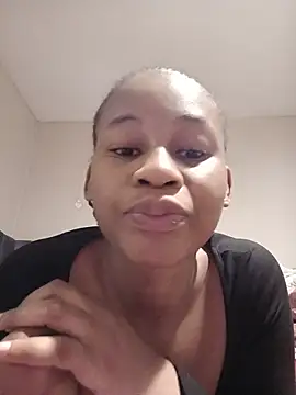Snapshot of CherryAura chatting on July 22, 2026, 1:52 am CherryAura online show from July 22, 2026, 1:52 am